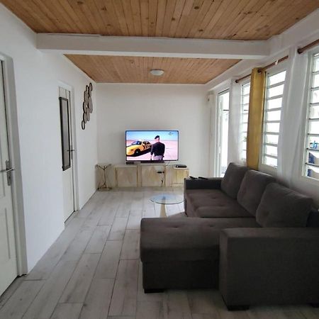 Maison D'Hanaya Le Marin Екстериор снимка